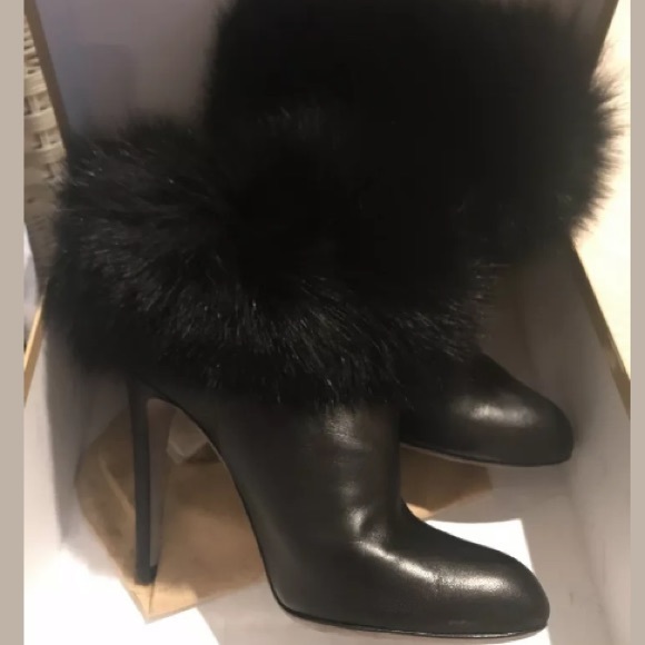 Sergio Rossi Shoes - Sergio Rossi Leather Fox Fur Ankle Boot Size 39